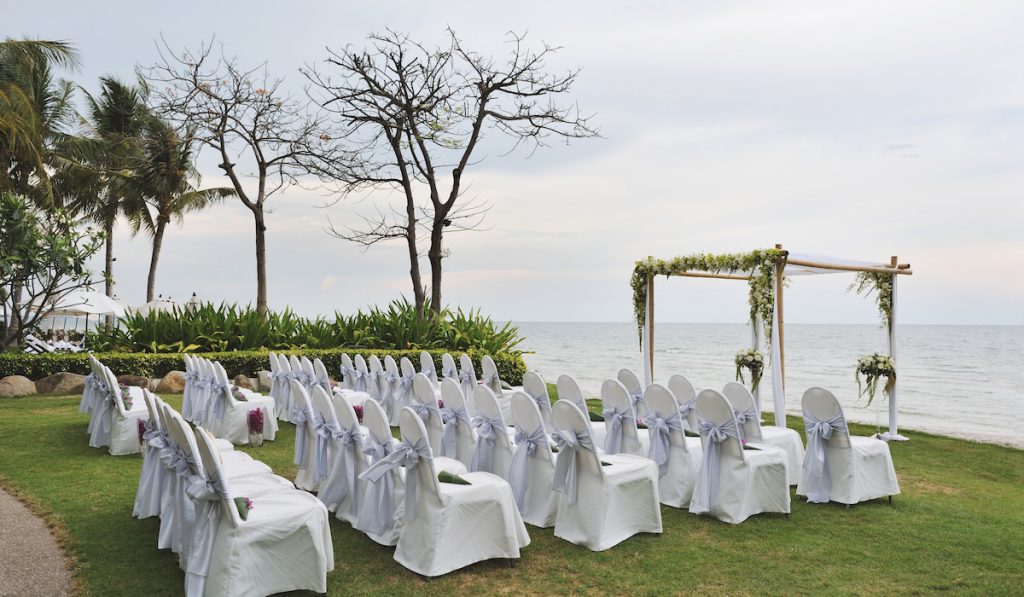 outdoor wedding set-up